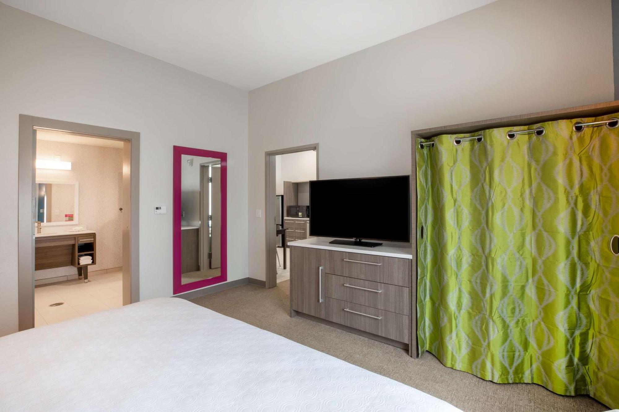 Hotel Home2 By Hilton Bush Intercontinental Airport Iah Beltway 8