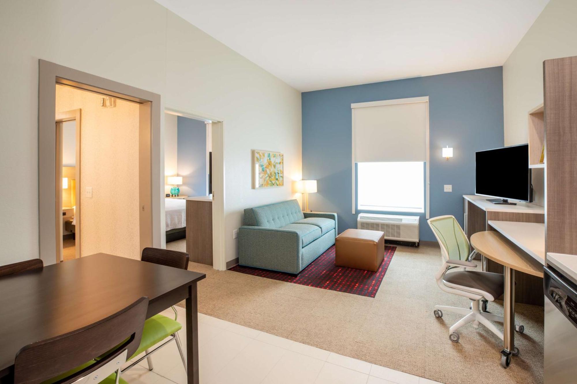 Hotel Home2 By Hilton Bush Intercontinental Airport Iah Beltway 8 3*